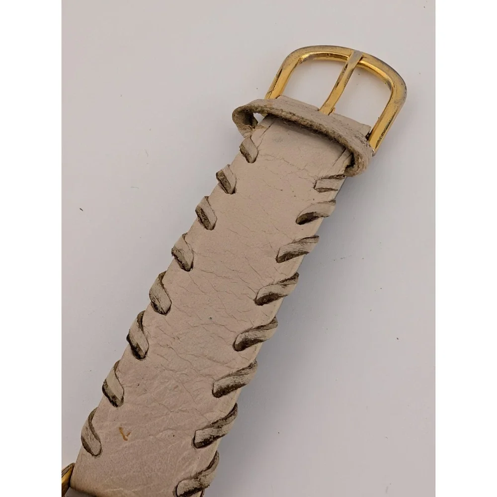 Vintage‎ Cherokee Watch Women 34mm Gold Case Leather Band- New Battery